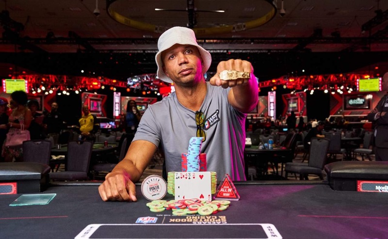 Chơi Poker không ai là không biết tới Phil Ivey